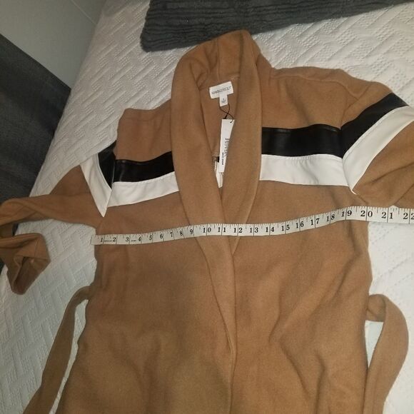 Making the Cut Wool Coat WINNING LOOK Andrea’s Wool Camel Coat NWT - Picture 12 of 16